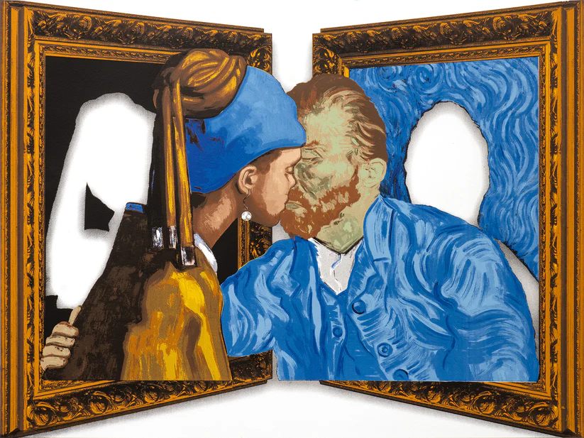 Kissing Booth – Hijack Het kunstwerk Kissing Booth van Hijack verenigt twee werelden in één krachtig beeld. Het iconische Meisje met de Parelen en Vincent van Gogh ontmoeten elkaar in een tedere kus – een botsing van stijlen, tijden en emoties. Deze ontmoeting overstijgt de grenzen van de kunstgeschiedenis en symboliseert de universele taal van liefde, verbinding en creativiteit. De kunstenaar doorbreekt conventies met dit gedurfde werk. Hij gebruikt krachtige kleuren, scherpe lijnen en verrassende contrasten om spanning én harmonie te creëren. De gouden lijsten lijken uit hun vaste kader te breken, net zoals de liefde zelf niet te begrenzen is. Door het samensmelten van deze twee iconische figuren daagt Hijack de kijker uit om anders te kijken – met meer gevoel, vrijheid en verbeelding. Kissing Booth is niet zomaar een werk, maar een dialoog tussen verleden en heden. Het werk verbeeldt hoe kunst leeft, ademt en evolueert. Het is rebels en romantisch tegelijk, een ode aan de kracht van menselijke expressie. Dit stuk vraagt om aandacht, om bewondering, om interpretatie.